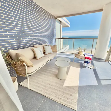 Casa Levante - Modern Beachfront With Sea View Apartamento *