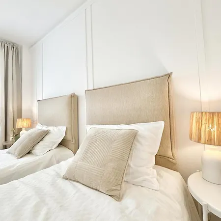 Апартаменты Casa Levante - Renovated Sea View Apartment, Pool Access, Ac & Penon De Ifach Views - Costa Blanca Кальпе