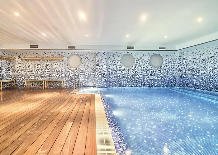 Apartment Casa Levante - Renovated Sea View Apartment, Pool Access, Ac & Penon De Ifach Views - Costa Blanca