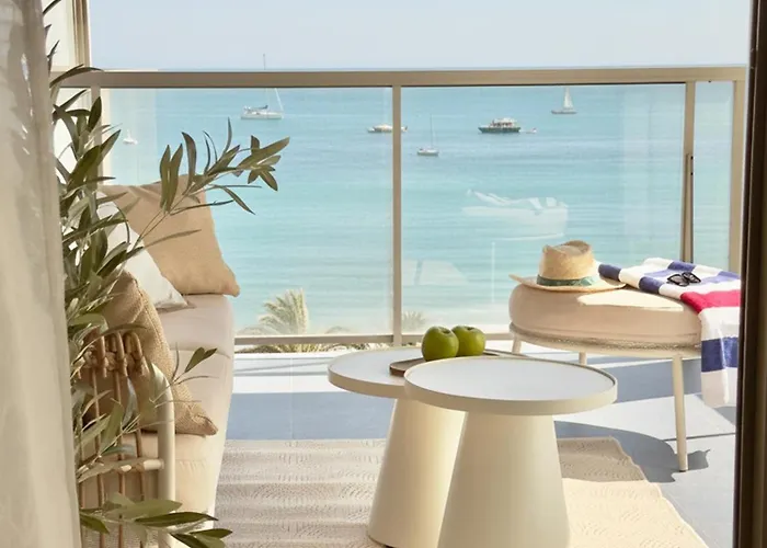 Apartment Casa Levante - Renovated Sea View Apartment, Pool Access, Ac & Penon De Ifach Views - Costa Blanca